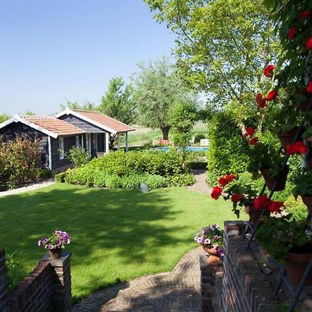 In D'Ouwe Vlaamse Schuur Bed and Breakfast Ossendrecht Eksteriør billede